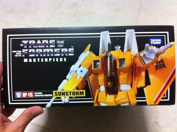 Takara Tomy Masterpiece MP 11S Sunstorm Images    Transformers MP Seeker Takes Off  (27 of 36)